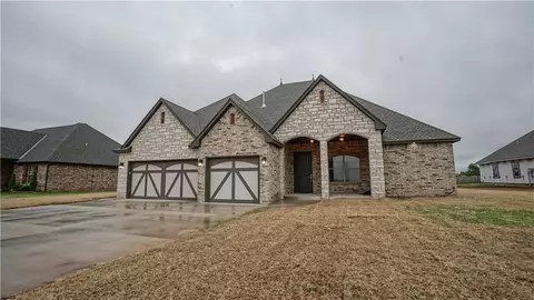 1012 Kimberlin Ln, Tuttle, OK 73089 photo 2
