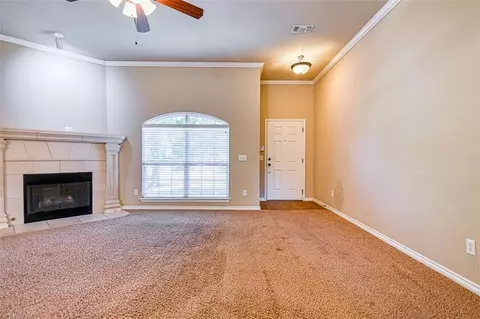 916 Eagle Cliff Dr, Norman, OK 73072 photo 4