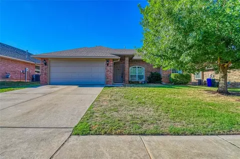 916 Eagle Cliff Dr, Norman, OK 73072 photo 1