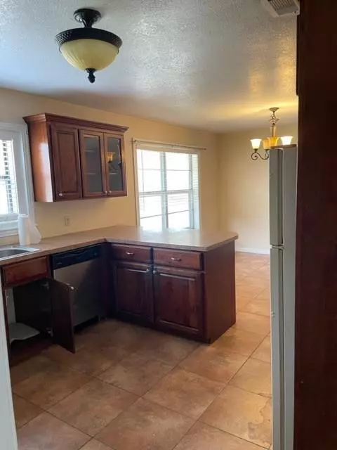601 SE Avenue N, Idabel, OK 74745 photo 17
