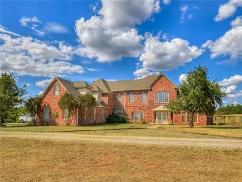 9650 E Forrest Hills Rd, Guthrie, OK 73044 photo 3