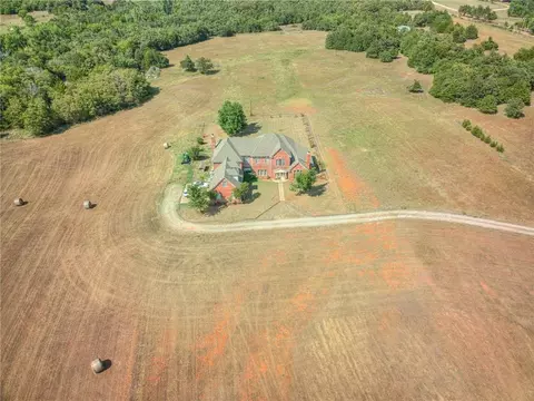 9650 E Forrest Hills Rd, Guthrie, OK 73044 photo 1