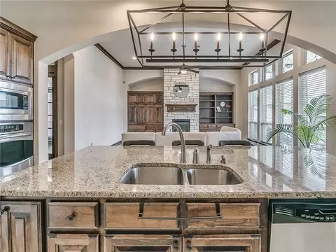 4208 Hackney Wick Rd, Norman, OK 73072 photo 11