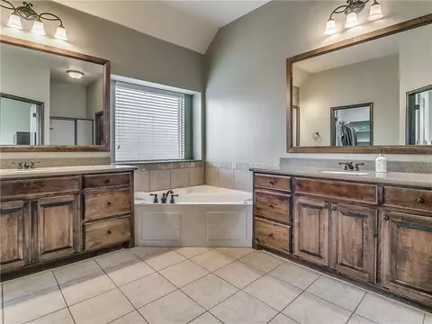 4208 Hackney Wick Rd, Norman, OK 73072 photo 17
