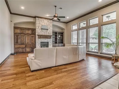 4208 Hackney Wick Rd, Norman, OK 73072 photo 4