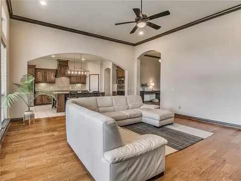 4208 Hackney Wick Rd, Norman, OK 73072 photo 5
