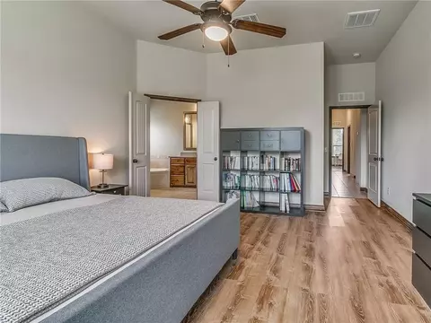 4208 Hackney Wick Rd, Norman, OK 73072 photo 15