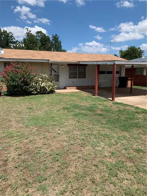 508 Van Kirk Ave, Mountain View, OK 73062