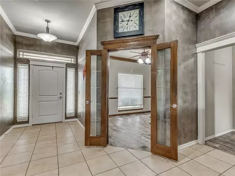 507 Colbert St, Tuttle, OK 73089 photo 5