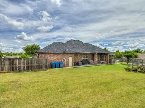 507 Colbert St, Tuttle, OK 73089 photo 27