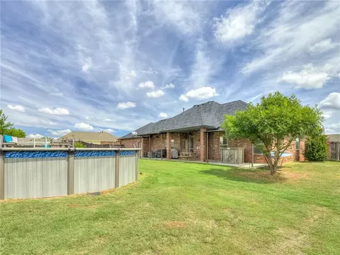 507 Colbert St, Tuttle, OK 73089 photo 25