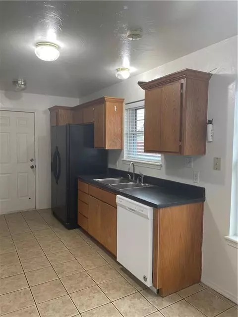 1016 Dollar St, Altus, OK 73521 photo 4