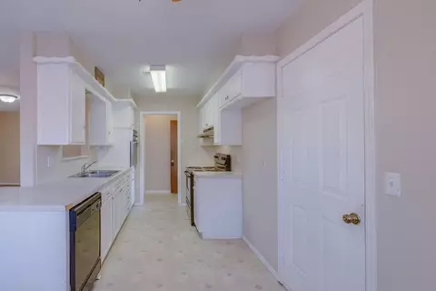 313 Willow Pl, Yukon, OK 73099 photo 8