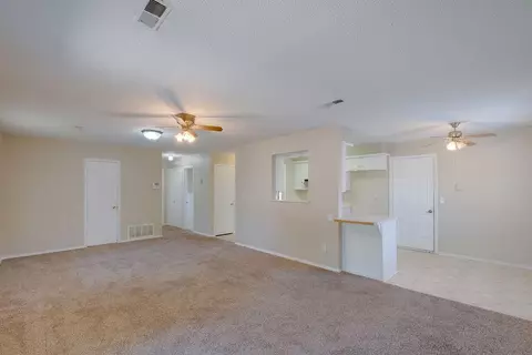 313 Willow Pl, Yukon, OK 73099 photo 7