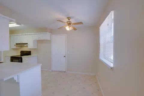 313 Willow Pl, Yukon, OK 73099 photo 4