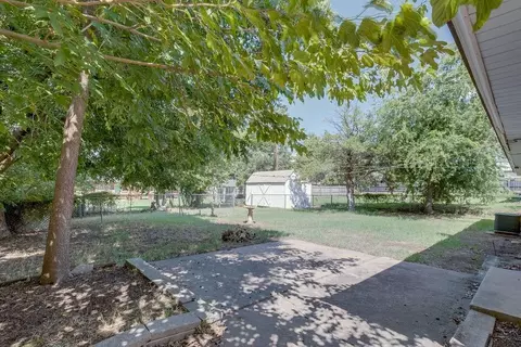 313 Willow Pl, Yukon, OK 73099 photo 2