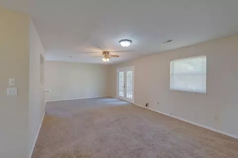 313 Willow Pl, Yukon, OK 73099 photo 6