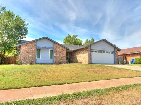 2126 Jackson Dr, Norman, OK 73071 photo 1