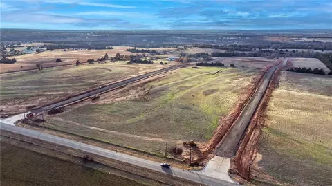 4417 Raymond Ln, Guthrie, OK 73044