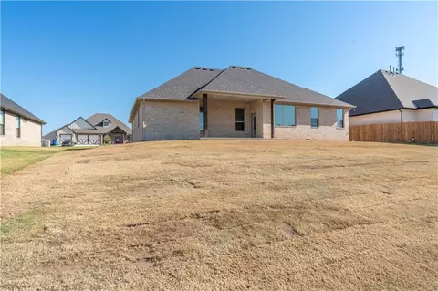 1123 Colonial Ave, Tuttle, OK 73089 photo 29