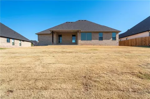 1123 Colonial Ave, Tuttle, OK 73089 photo 28