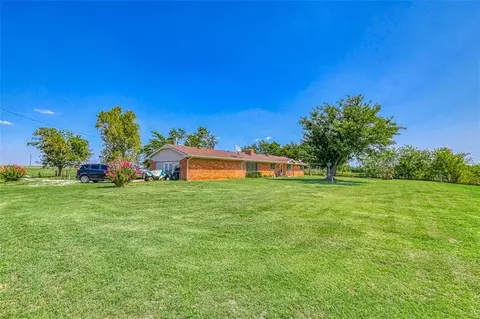 1911 W Main St, Amber, OK 73004