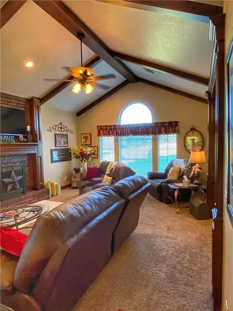 2131 Tamara Rd, Guthrie, OK 73044 photo 9