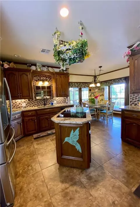 2131 Tamara Rd, Guthrie, OK 73044 photo 10