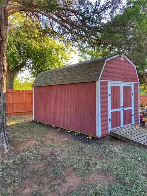 2131 Tamara Rd, Guthrie, OK 73044 photo 35