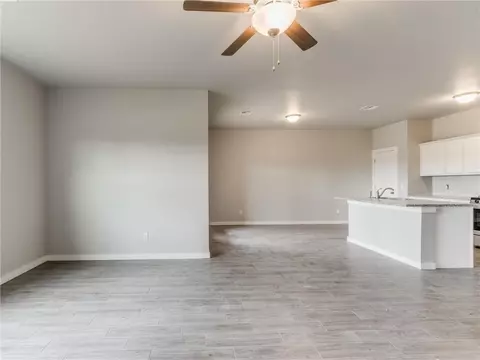 11733 Split Oak Cir, Guthrie, OK 73044 photo 4