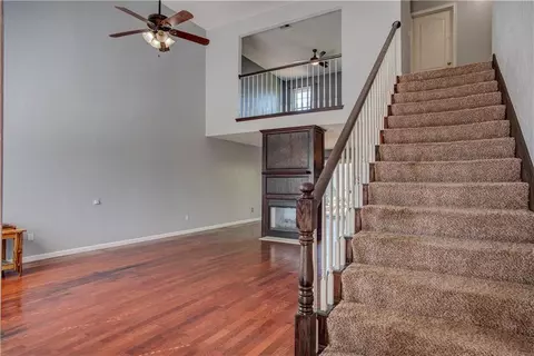 212 Midway Dr, Norman, OK 73072 photo 4