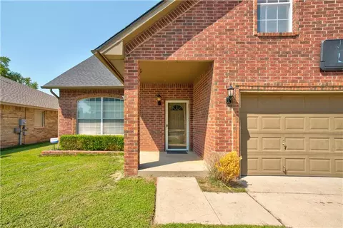 212 Midway Dr, Norman, OK 73072 photo 3