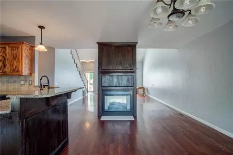 212 Midway Dr, Norman, OK 73072 photo 9