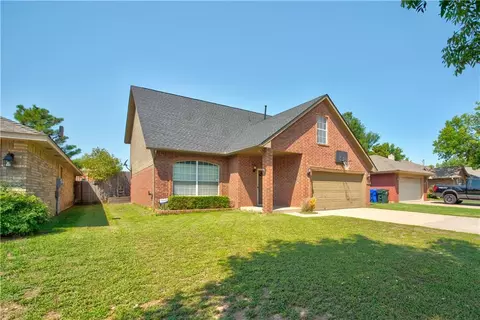 212 Midway Dr, Norman, OK 73072 photo 2