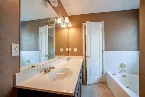 212 Midway Dr, Norman, OK 73072 photo 18