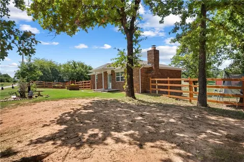 5705 S Coltrane Rd, Guthrie, OK 73044 photo 3