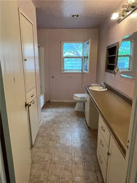 709 E Main St, Tipton, OK 73570 photo 7