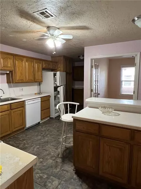 709 E Main St, Tipton, OK 73570 photo 10
