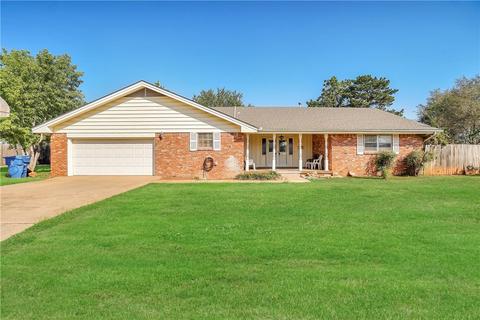 1614 Crestview Dr, Cordell, OK 73632