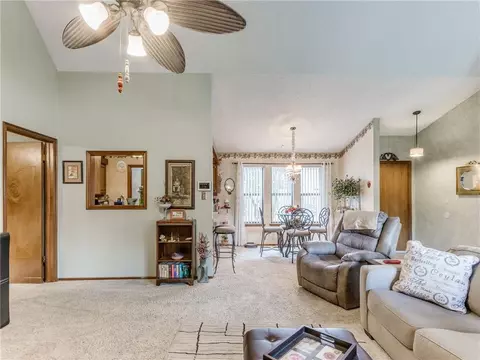 213 Crest Pl, Norman, OK 73071 photo 5