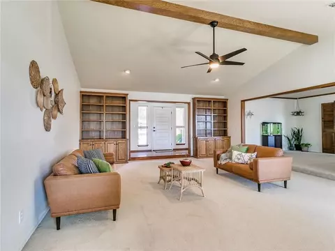 2002 Crestmont Dr, Duncan, OK 73533 photo 5
