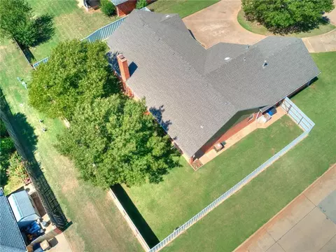 2002 Crestmont Dr, Duncan, OK 73533 photo 29