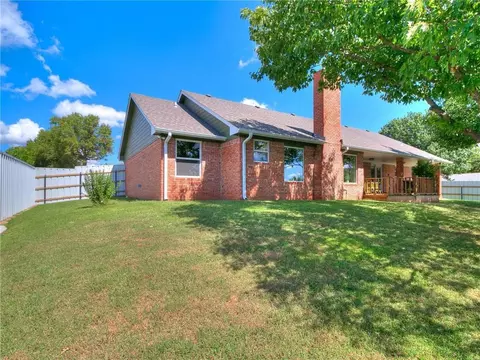 2002 Crestmont Dr, Duncan, OK 73533 photo 25
