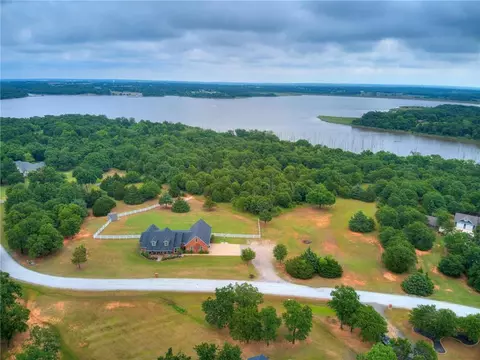 115 Timber Lake Dr, Mcloud, OK 74851 photo 1