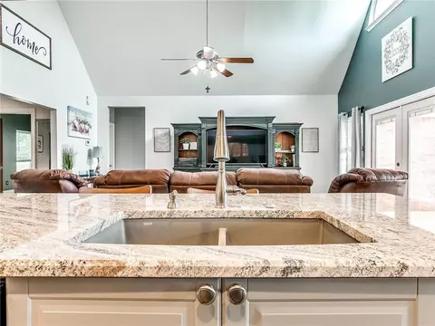 115 Timber Lake Dr, Mcloud, OK 74851 photo 22