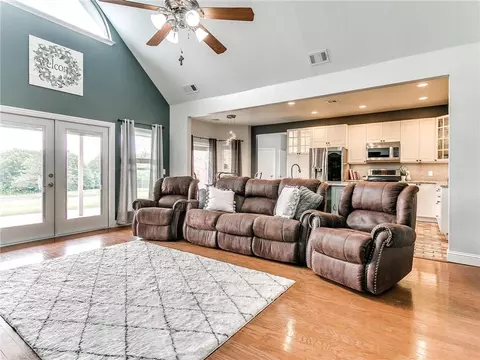 115 Timber Lake Dr, Mcloud, OK 74851 photo 17