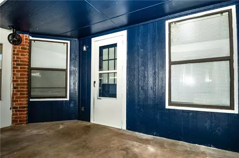 413 E 11th St, Chandler, OK 74834 photo 3