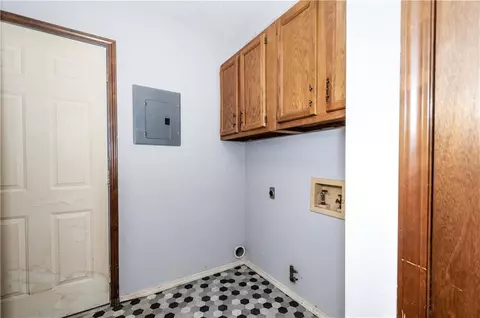 413 E 11th St, Chandler, OK 74834 photo 16