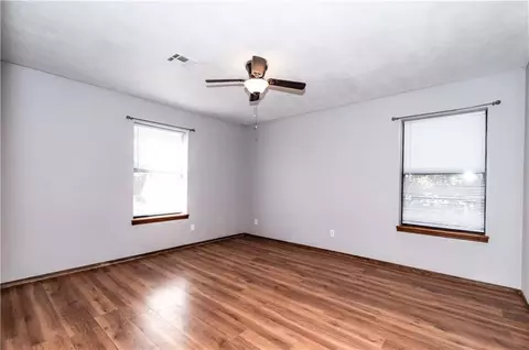 413 E 11th St, Chandler, OK 74834 photo 9