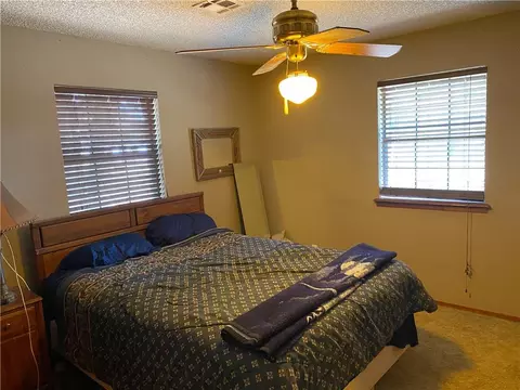 352152 E 1030 Rd, Prague, OK 74864 photo 8